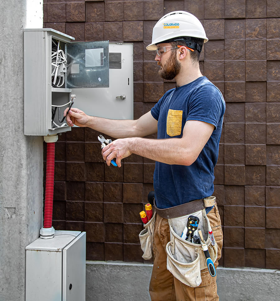 
How Preventive Service Reduces Wear on Equipment