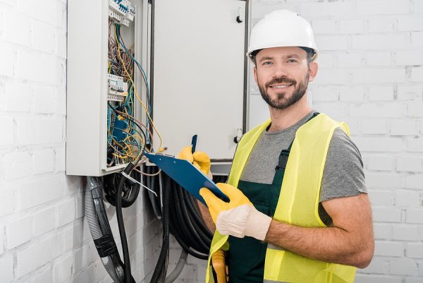 Signs You Need an Electrical Panel Upgrade in Colorado
