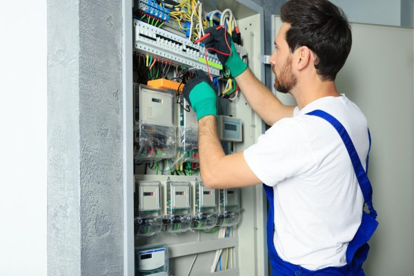Reliable Electrical Repair & Installation Services in Cherry Creek, CO