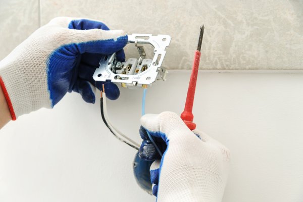 Reliable Electrical Repair & Installation Services in Castle Pines, CO